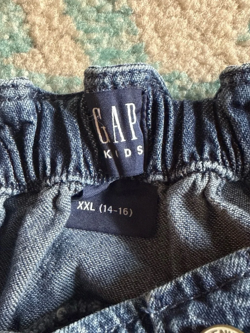 GAP elastic waistband